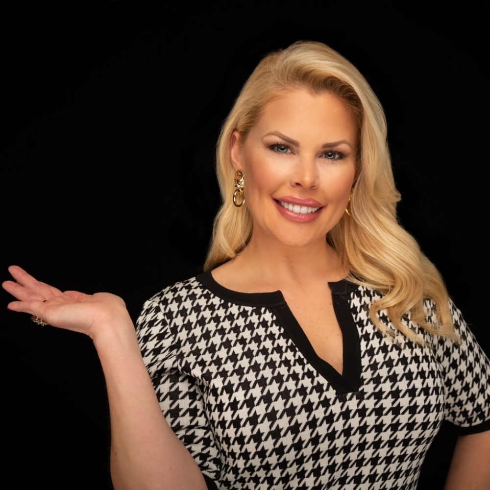 Meet your Posher, Ashley